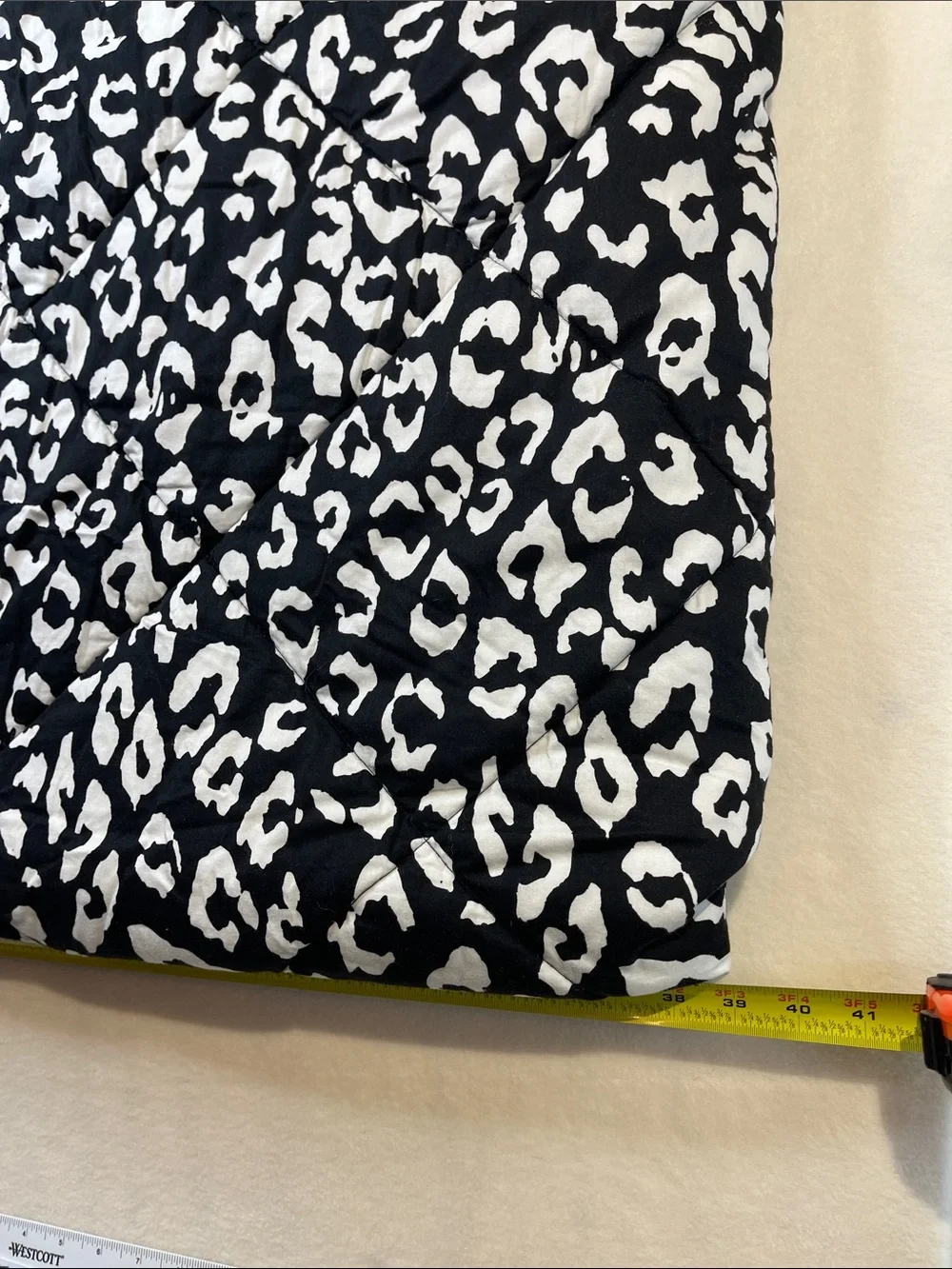 PINK Victoria's Secret Black & White Leopard Quilted COMFORTER 80 inches by 82